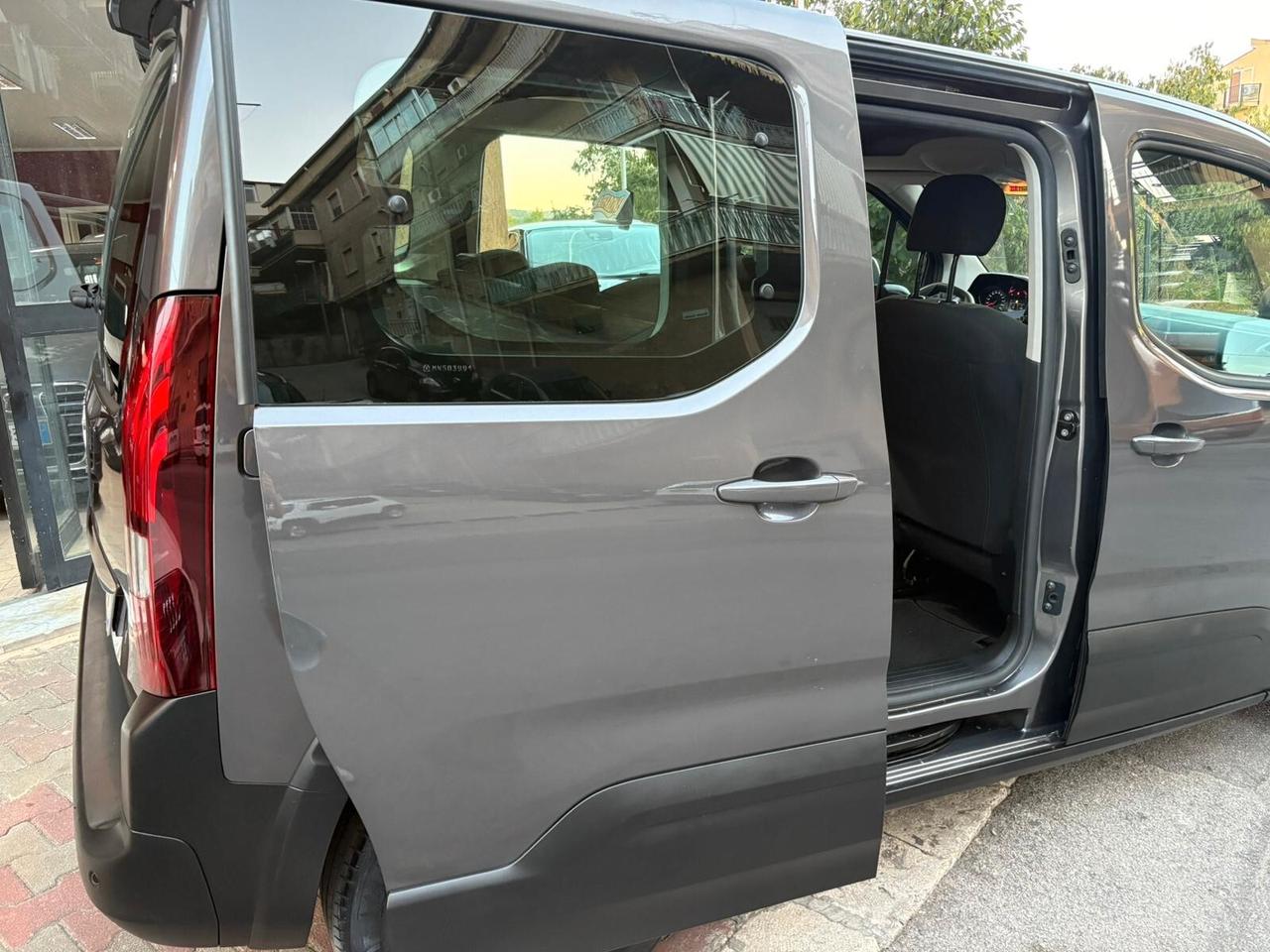 Peugeot Rifter BlueHDi 100 S&S Active Standard
