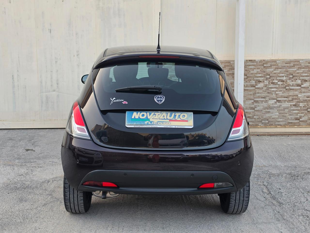 Lancia Ypsilon Paris 1.2 benzina 70cv