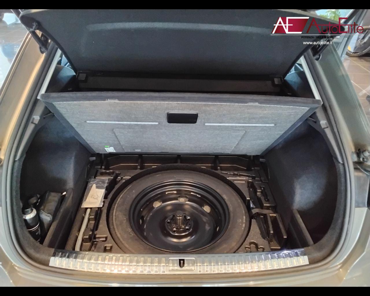 AUDI Q3 35 TDI quattro Business Advanced