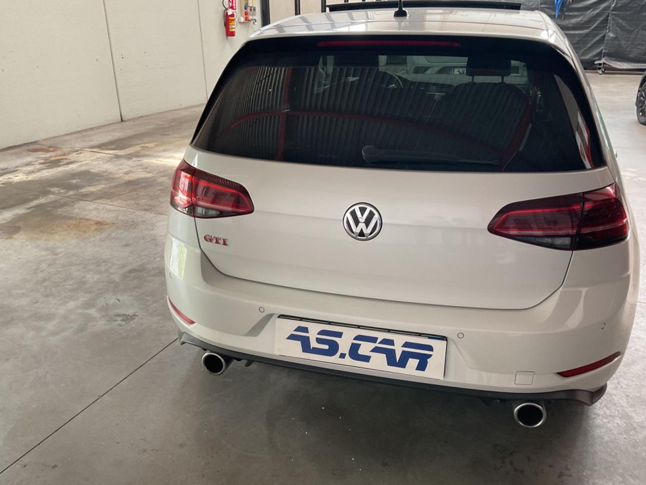 Volkswagen Golf GTI Performance 2.0 245 CV TSI 3p. BMT