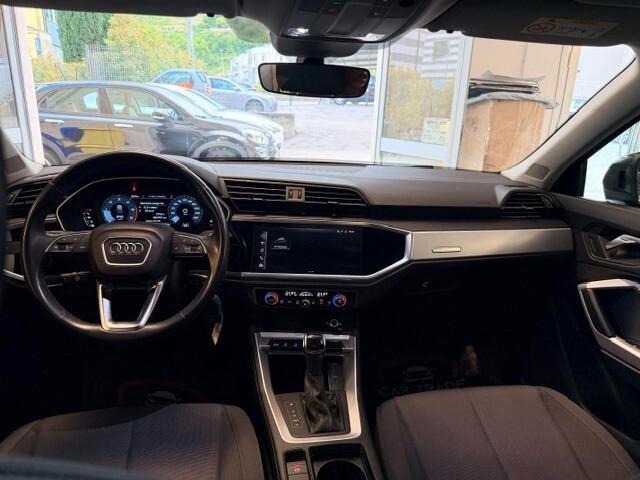 Audi Q3 35 TDI SPORTBACK S tronic Identity Black