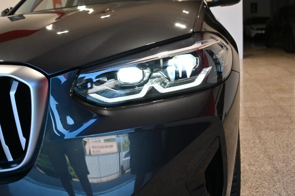 BMW X3 18D 150CV STEPTRONIC 48V S-DRIVE BUSINESS ADVANTAGE ( FARI LED ADATTIVI - PELLE - CLIMA TRIZONA - CRUISE - NAVI - MIRROR - PARK ASSISTANT - TELECAMERA POST. - CERCHI 18 )