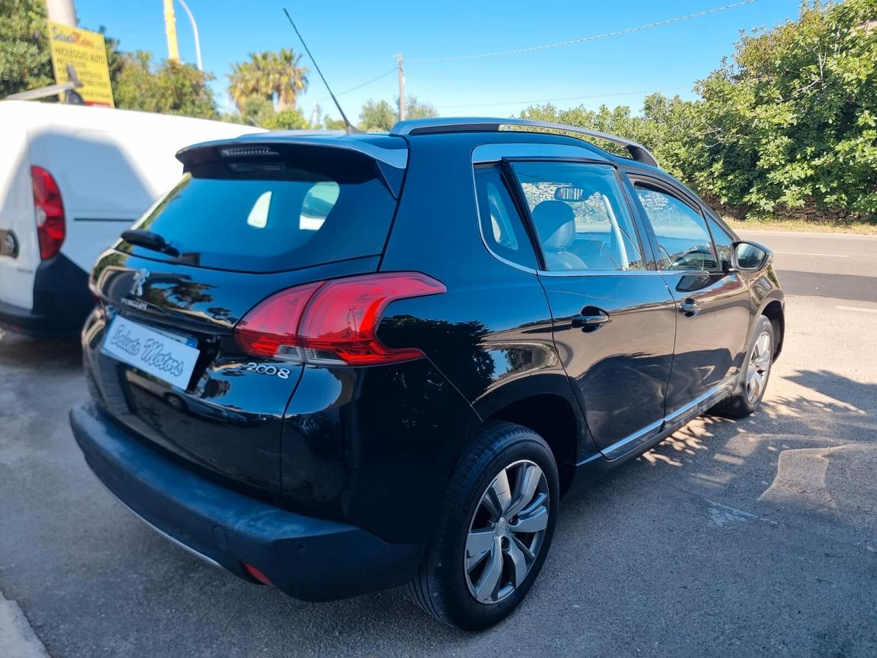 Peugeot 2008 1.2 VTi 82CV Active