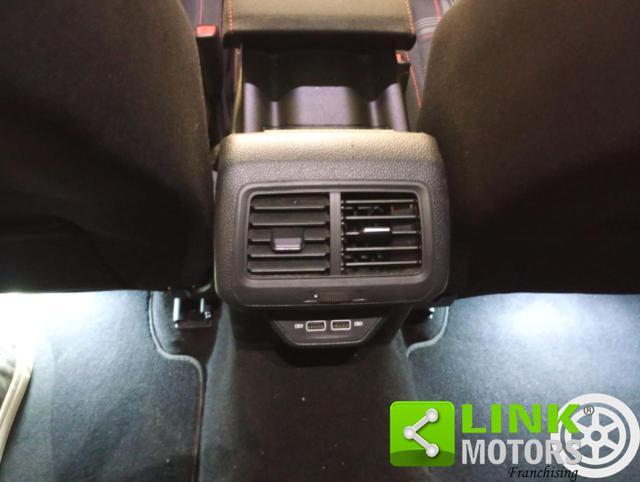 VOLKSWAGEN Golf GTI 2.0 TSI DSG 5p. BlueMotion Technology