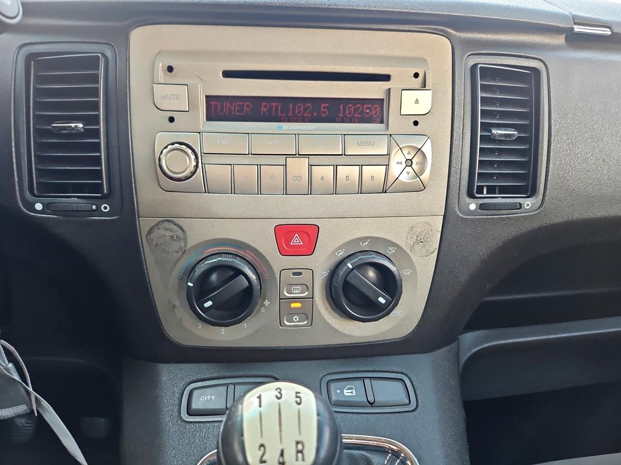 Lancia MUSA 1.3 Multijet 16V 90 CV Oro Plus