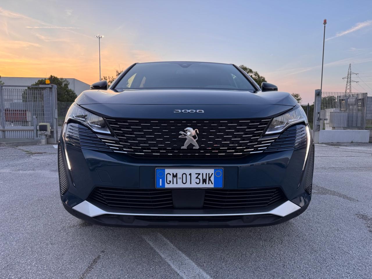 Peugeot 3008 BlueHDi 130 S&S EAT8 Allure