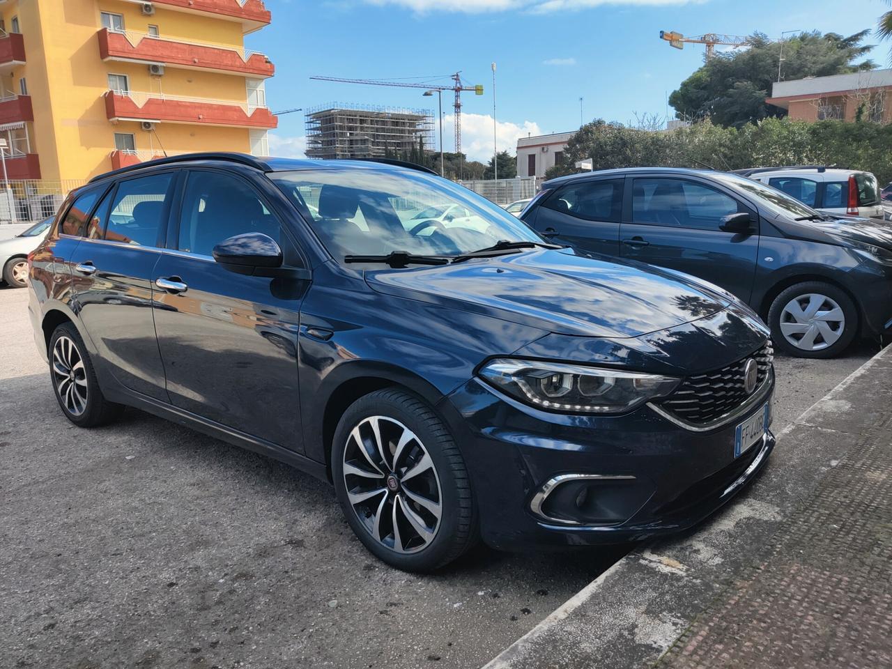 Fiat Tipo 1.6 Mjt S&S SW Lounge 2017