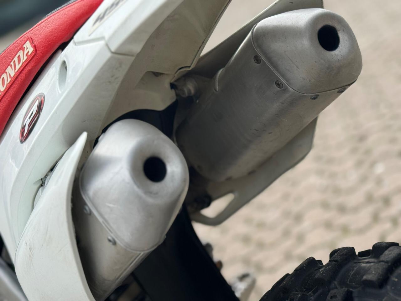 Honda CRF 450 R 2014 ufficiale Red moto