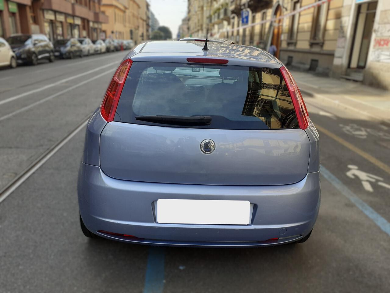 Fiat Punto - APERTI AD AGOSTO