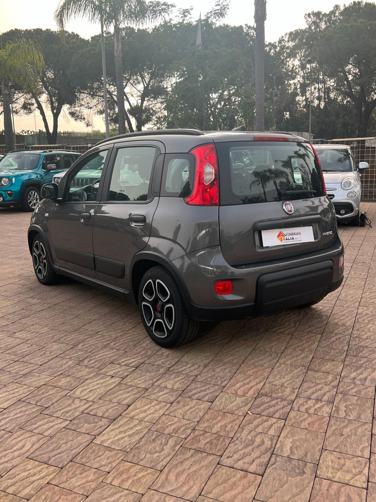 Fiat Panda 1.0 FireFly S&S Hybrid City Cross