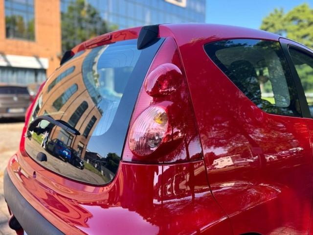 Peugeot 107 1.0 12v Allure (sweet years) 3p FL