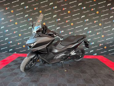 Honda Forza 750