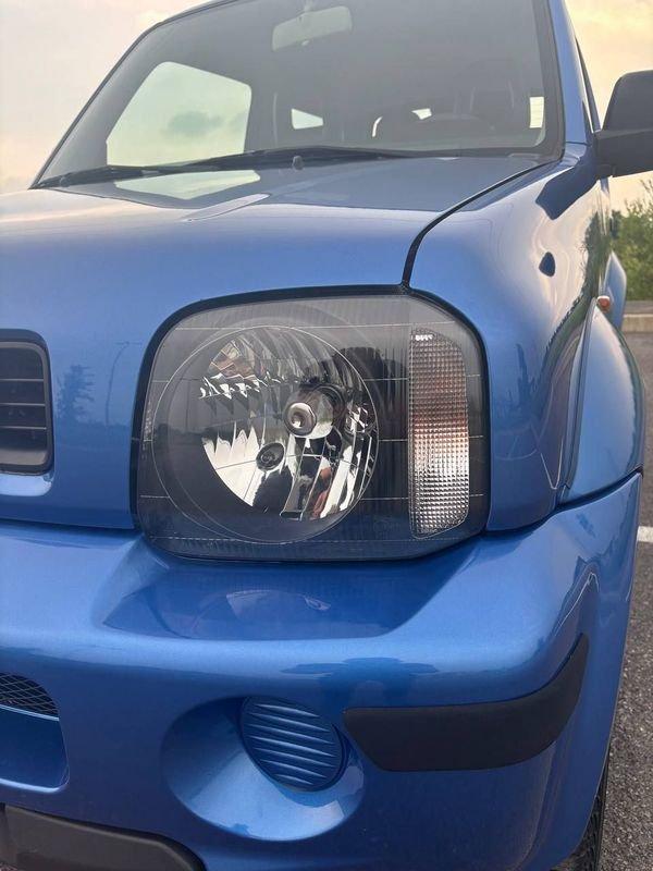 Suzuki Jimny NEOP. Jimny 1.3i 16V cat 4WD JLX Special