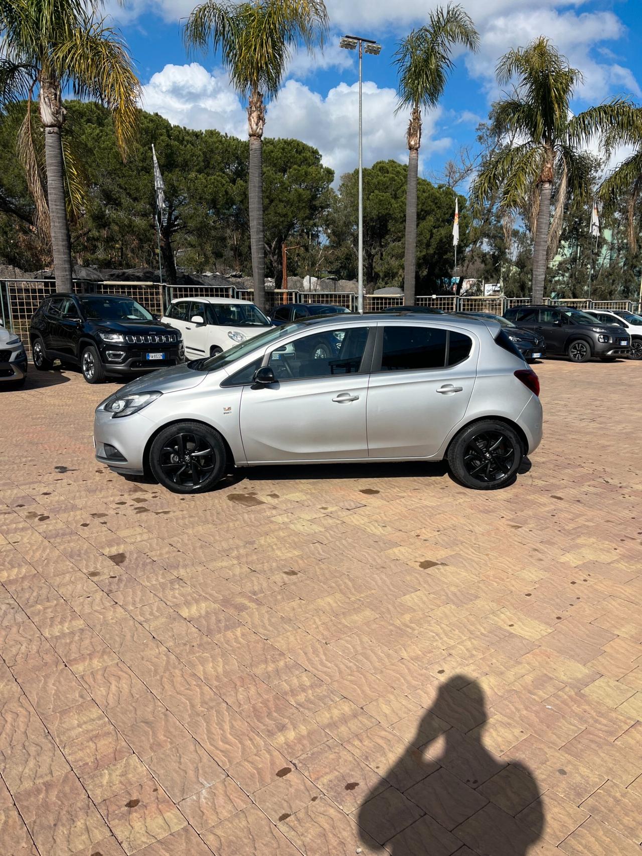 Opel Corsa 1.2 5 porte