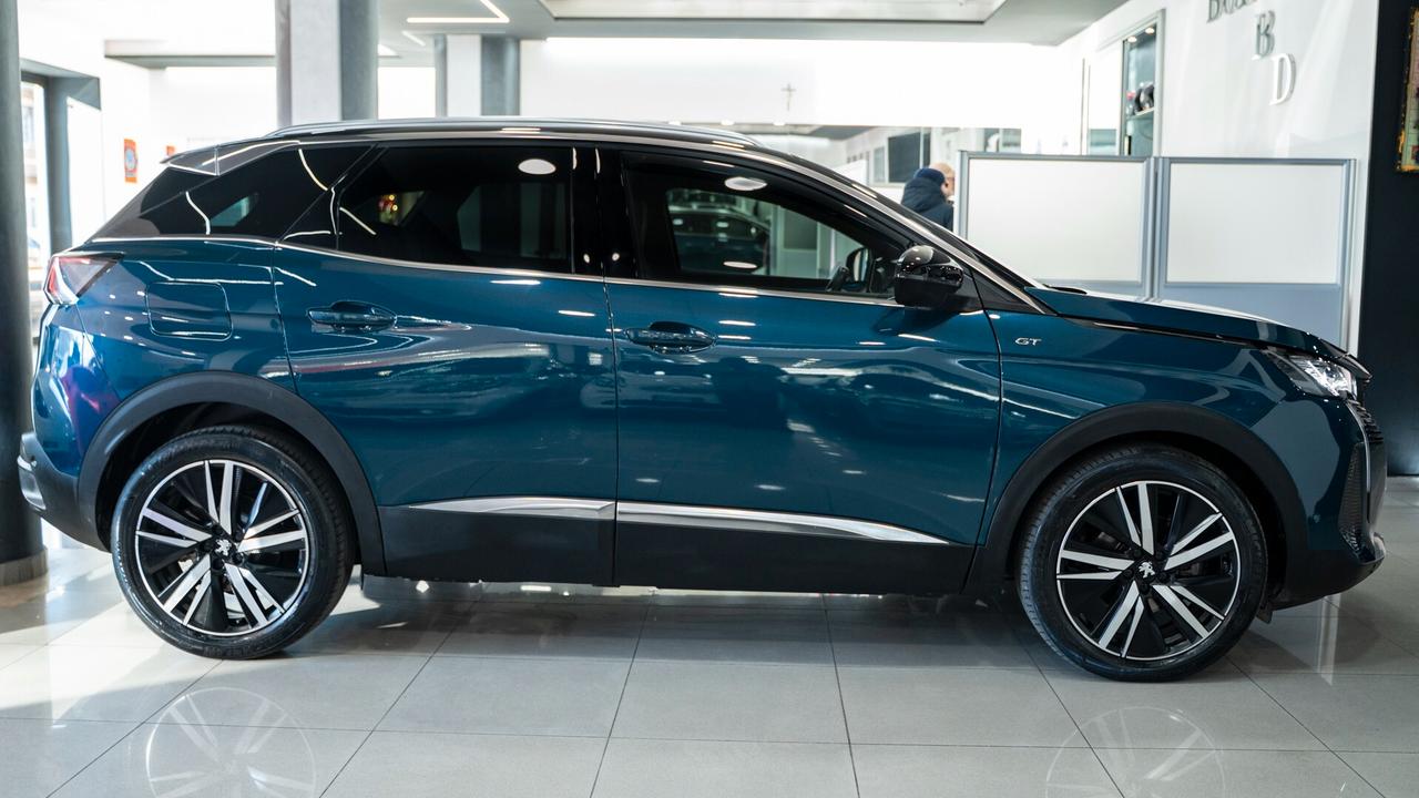 Peugeot 3008 1.5 BLUEHDI GT PACK SES 131 CV EAT8 AUTO FOCAL VIR