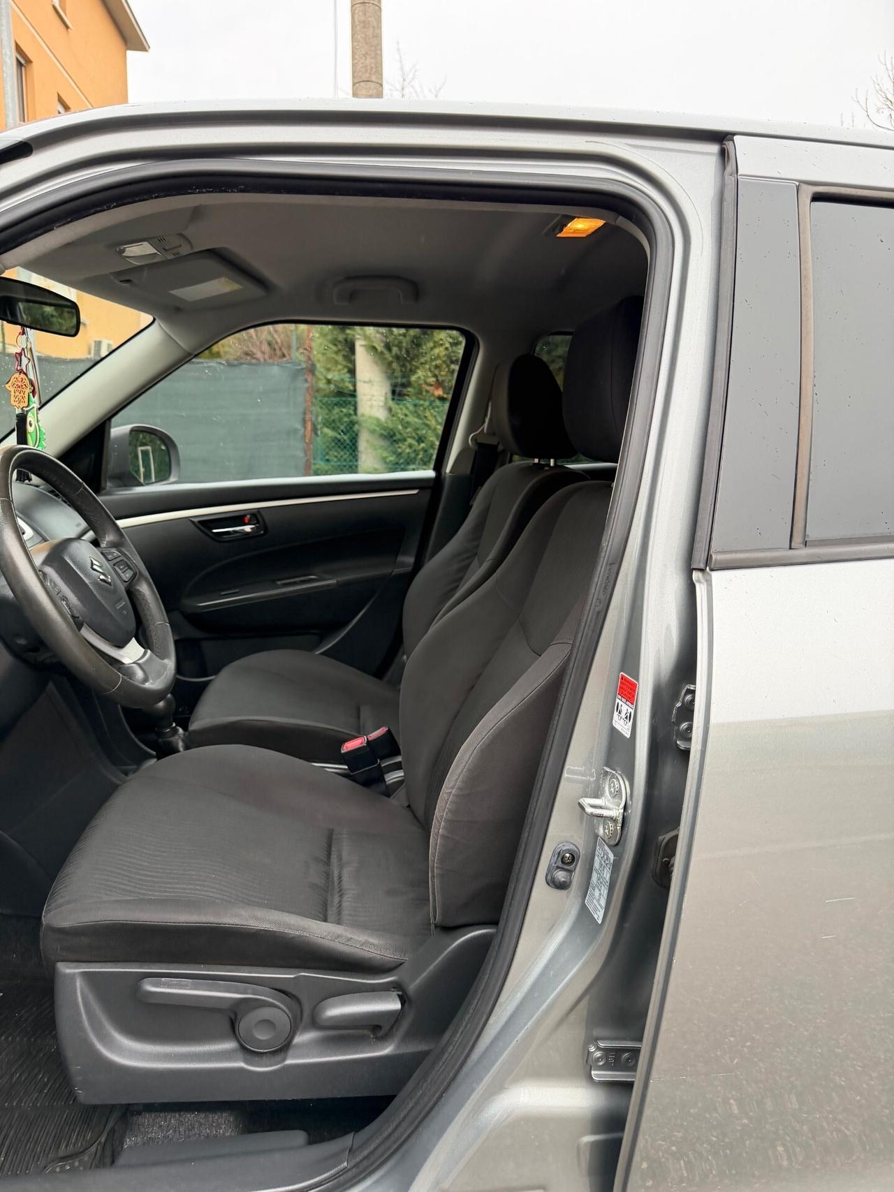 Suzuki Swift 1.2 - NEOPATENTATI - 12 MESI DI GARANZIA -