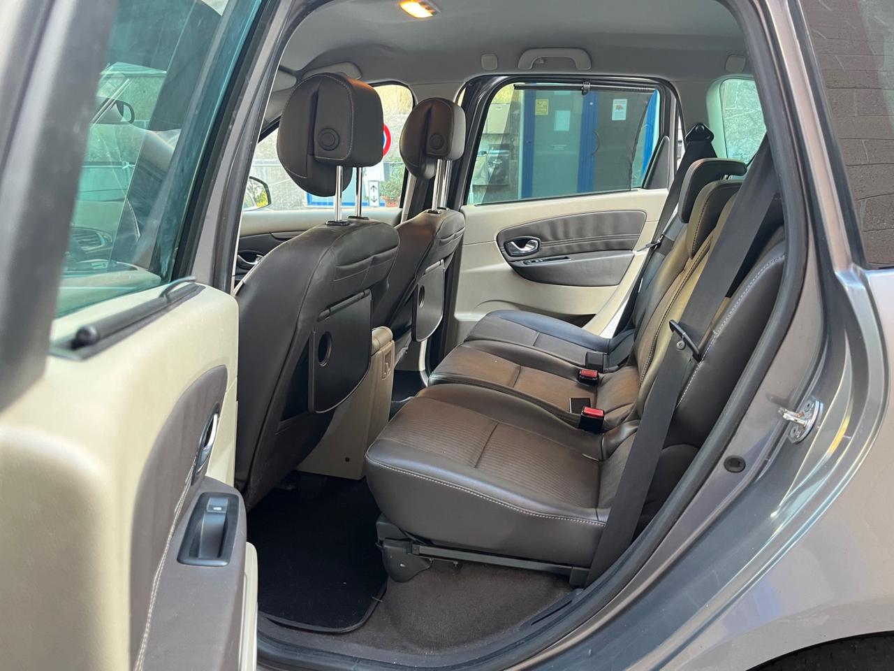 Renault Scénic X-mod 1.9 dCi 130CV