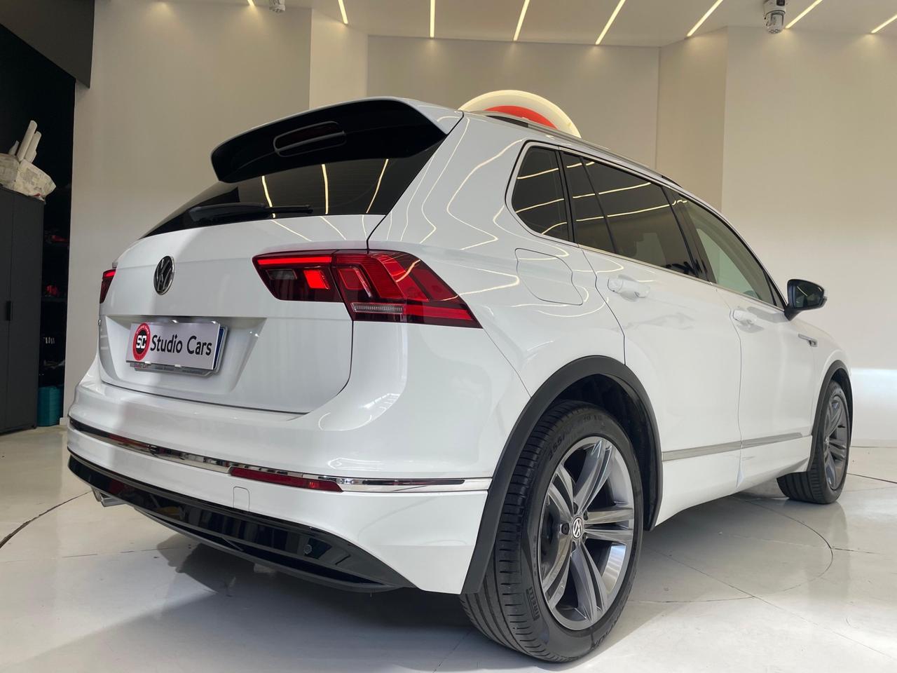 Volkswagen Tiguan 1.6 TDI R-LINE 115cv UNIPRO