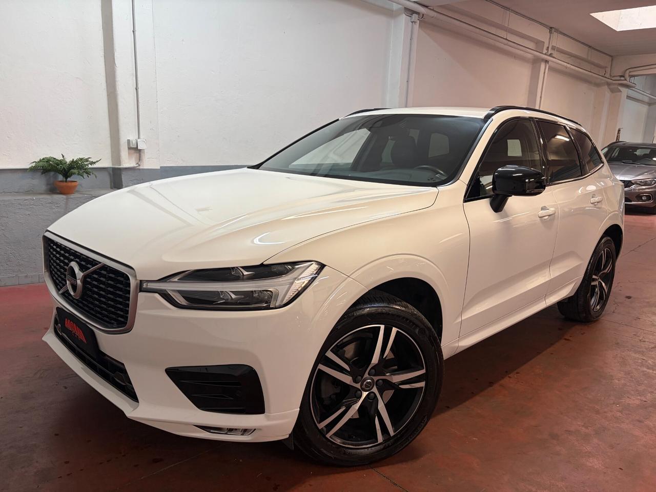Volvo XC 60 B4 (d) AWD Geartronic R-design