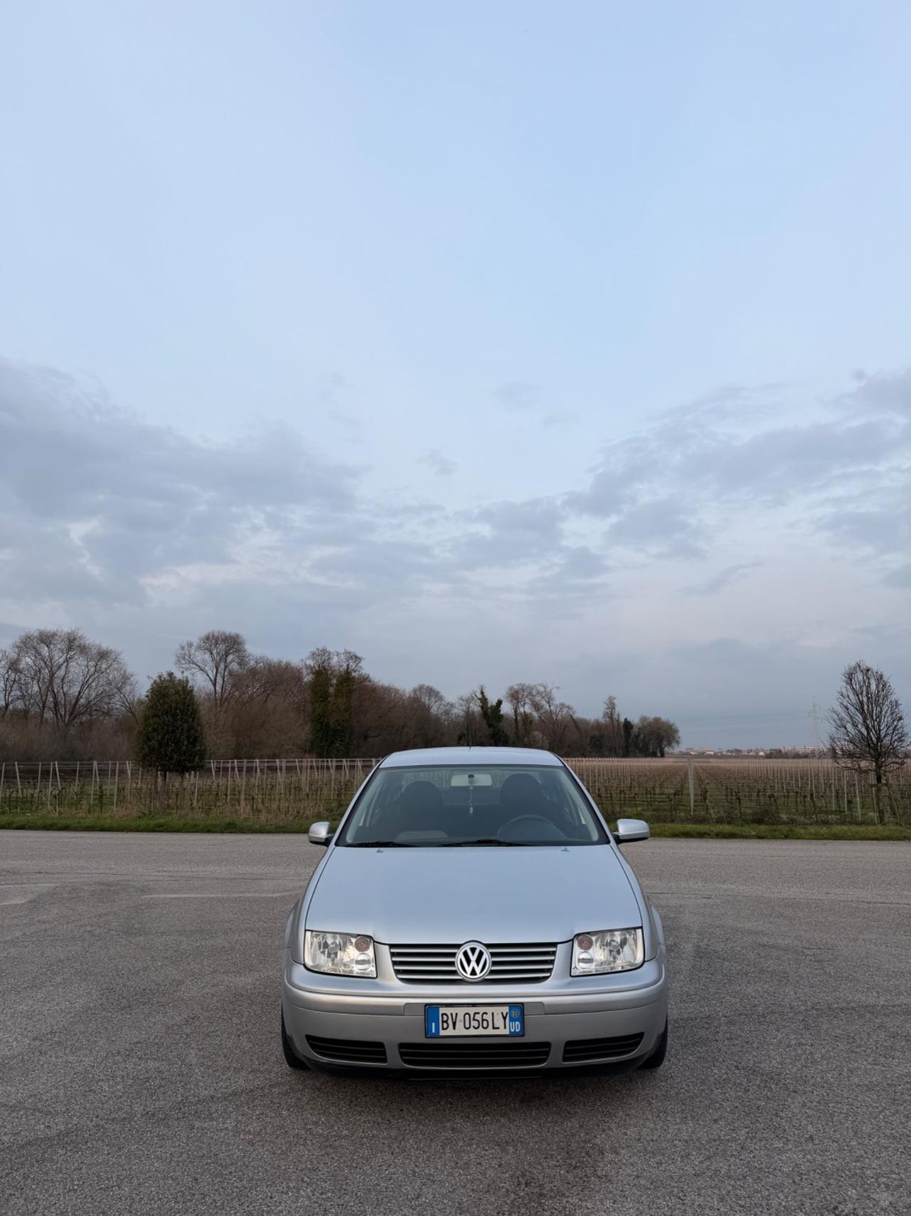 Volkswagen Bora 1.6 16V cat Highline