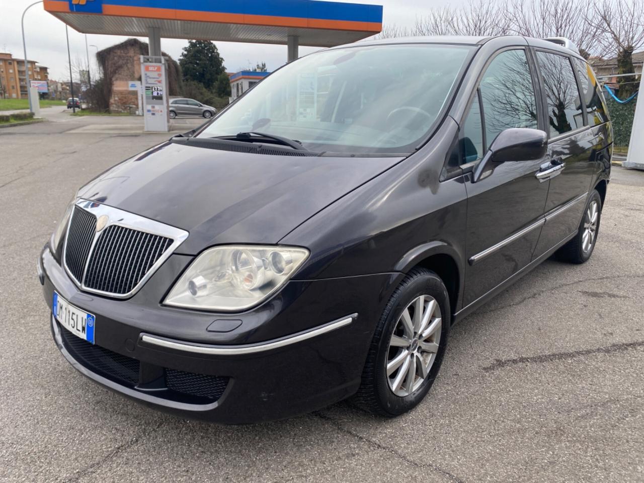 Lancia Phedra 2.0 MJT 136 CV Argento