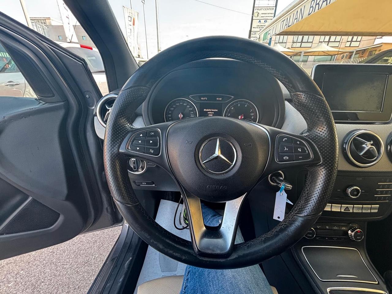 Mercedes-benz B 200 NGD Sport