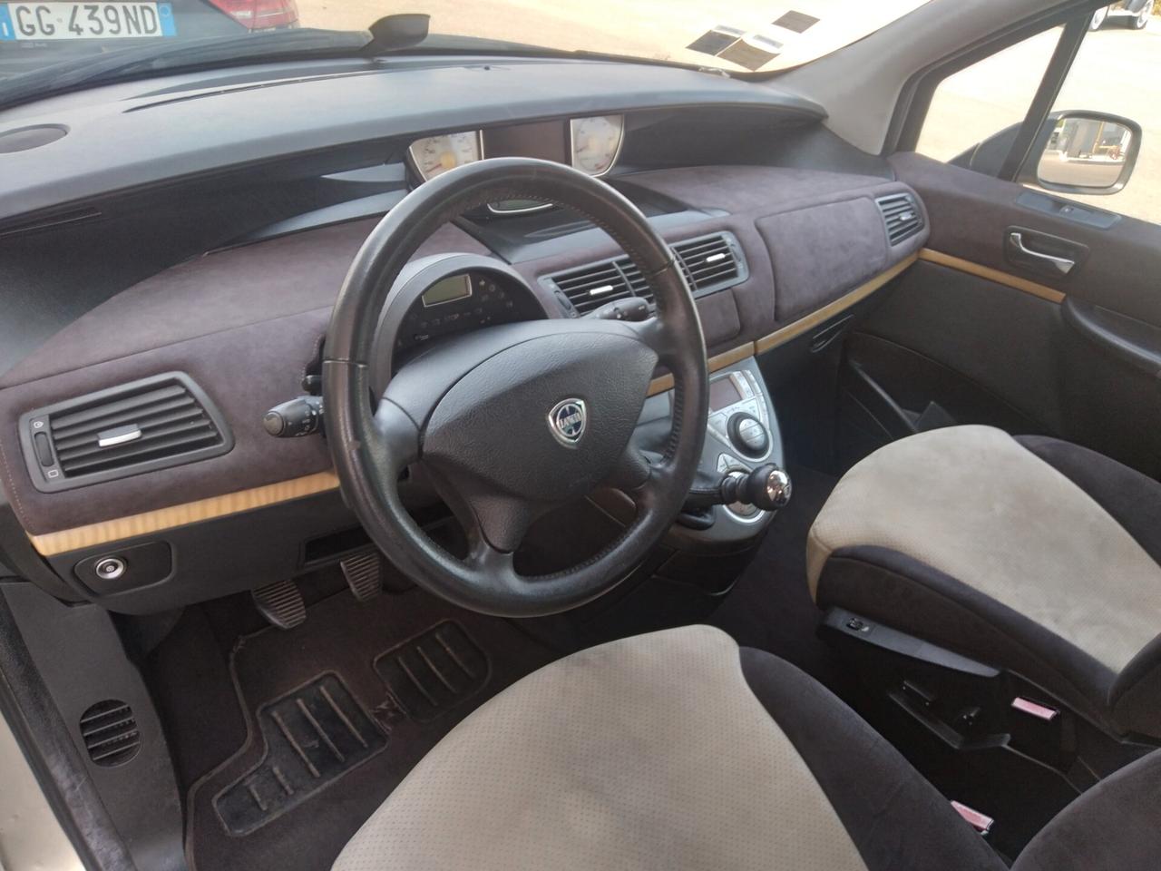 Lancia Phedra 2.0 MJT 136 CV Oro Plus cambio manuale 6marce