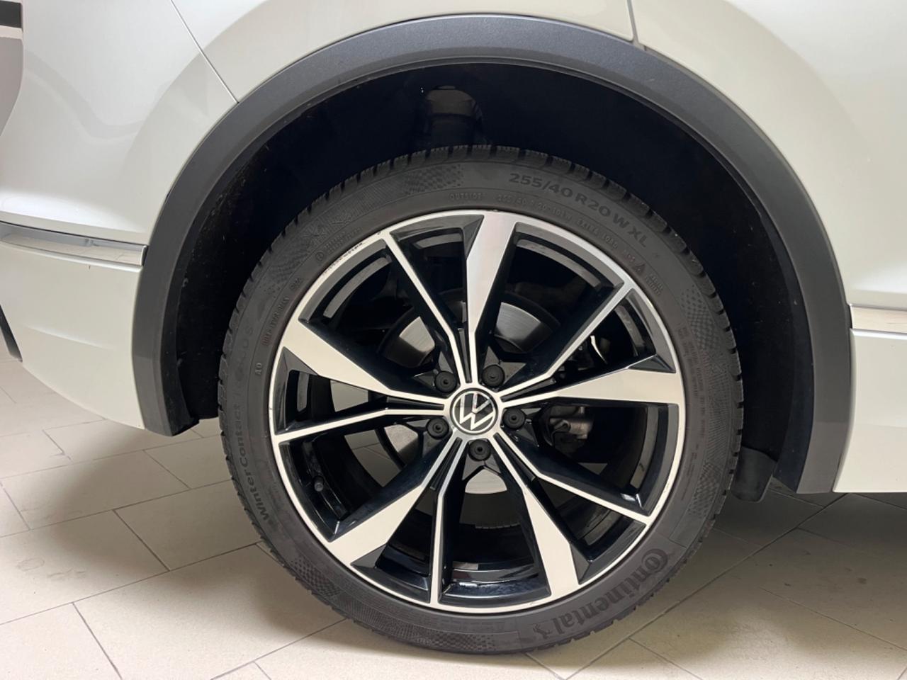 Volkswagen Tiguan 2.0 TDI 150 CV DSG R-Line *tetto