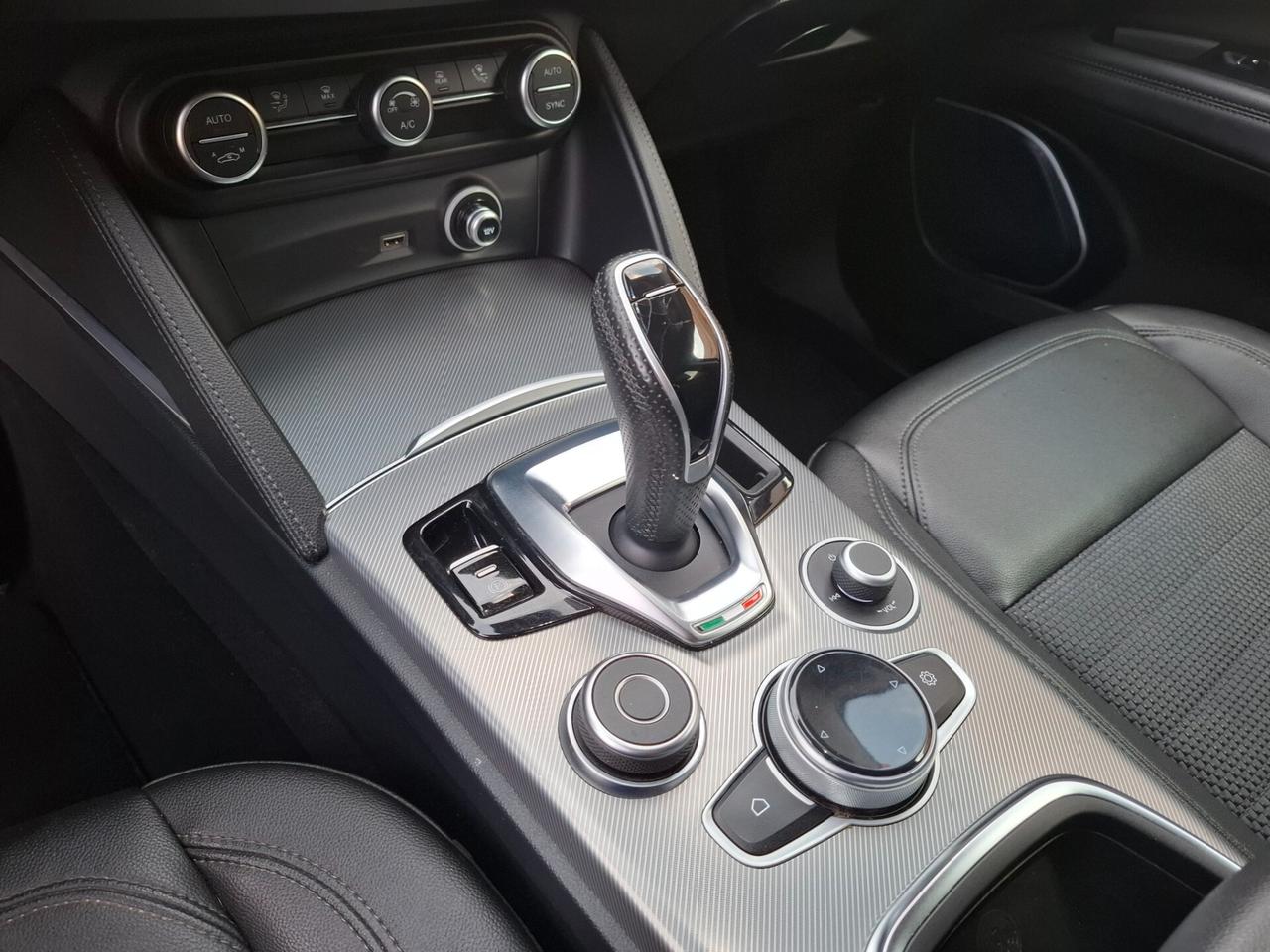 Alfa Romeo Stelvio 2.2 Turbodiesel 190 CV AT8 Q4 Sprint
