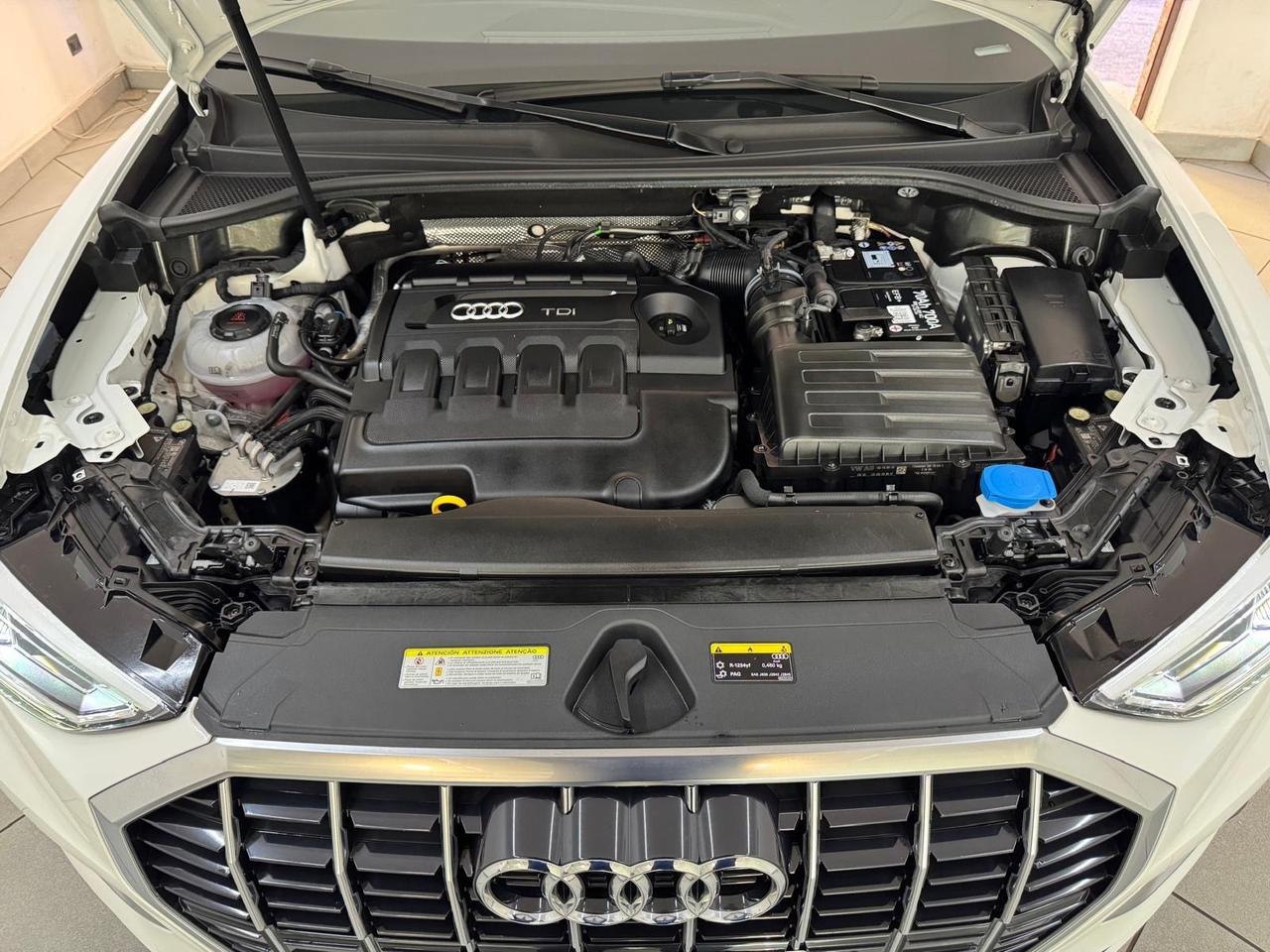 Audi Q3 2.0 35 TDI STronic Business Advanced 150/CV