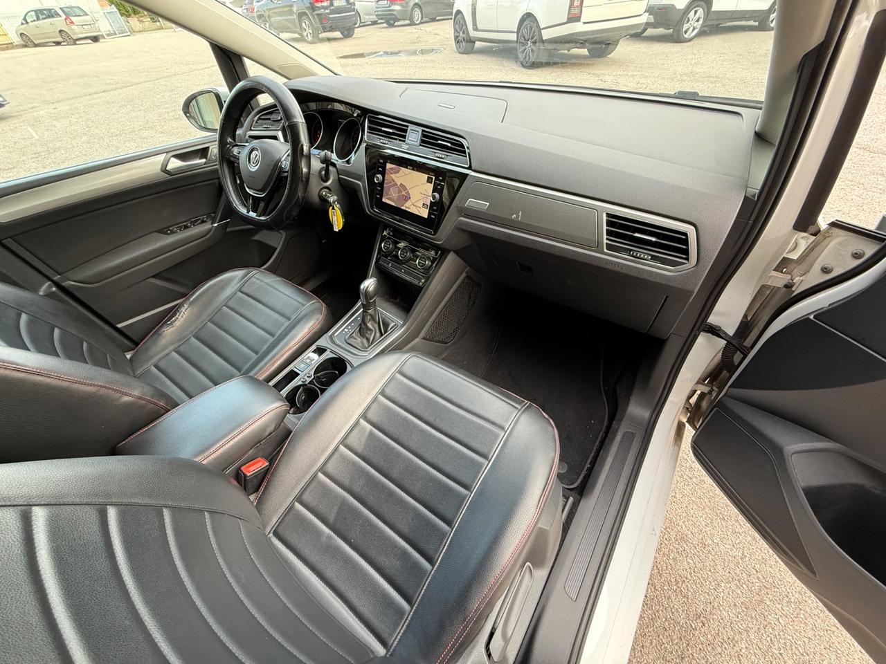 Volkswagen Touran 2.0 TDI 150 CV - 7 POSTI