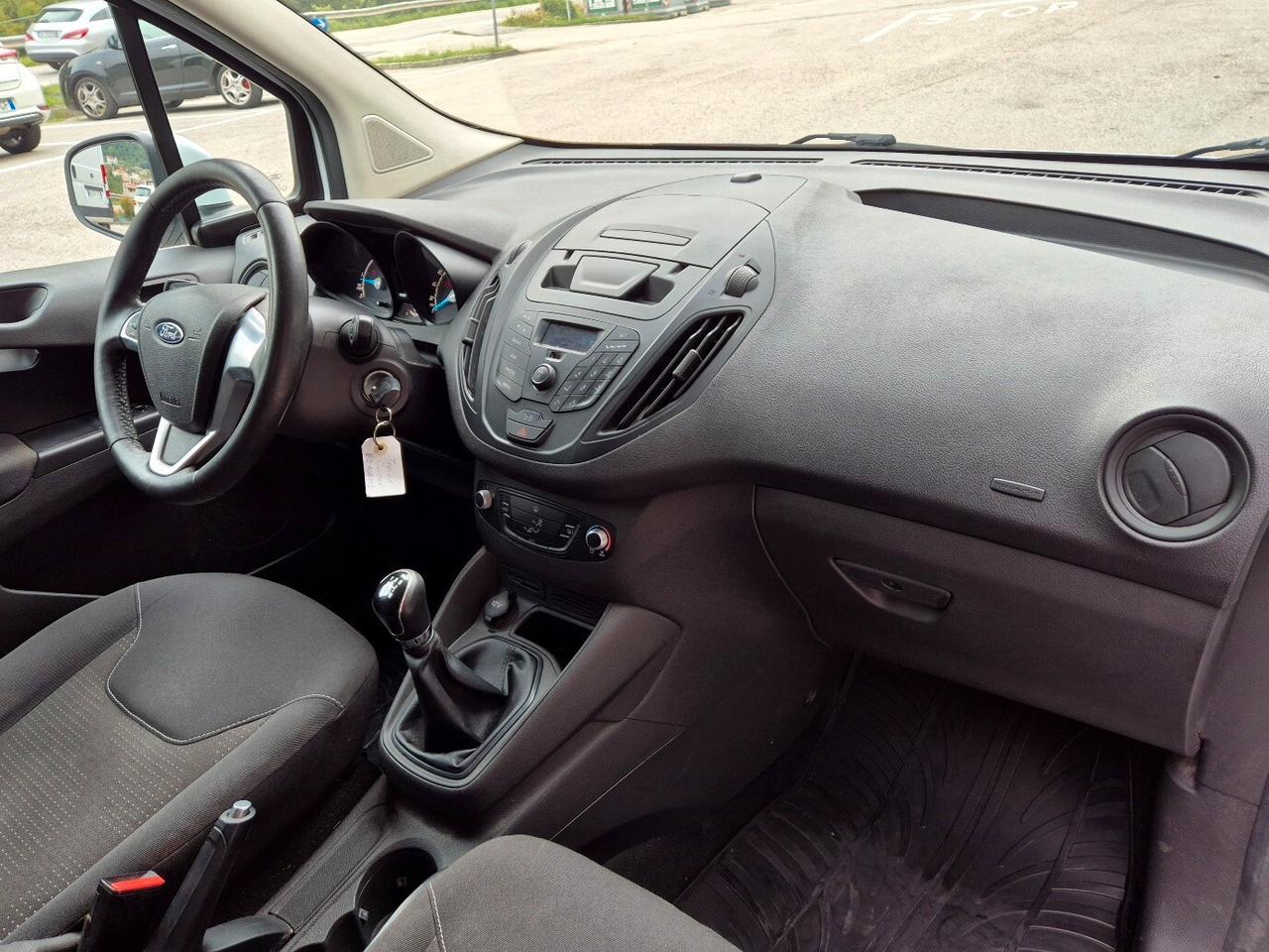 Ford Transit Courier 1.5 TDCi 75CV Van Entry