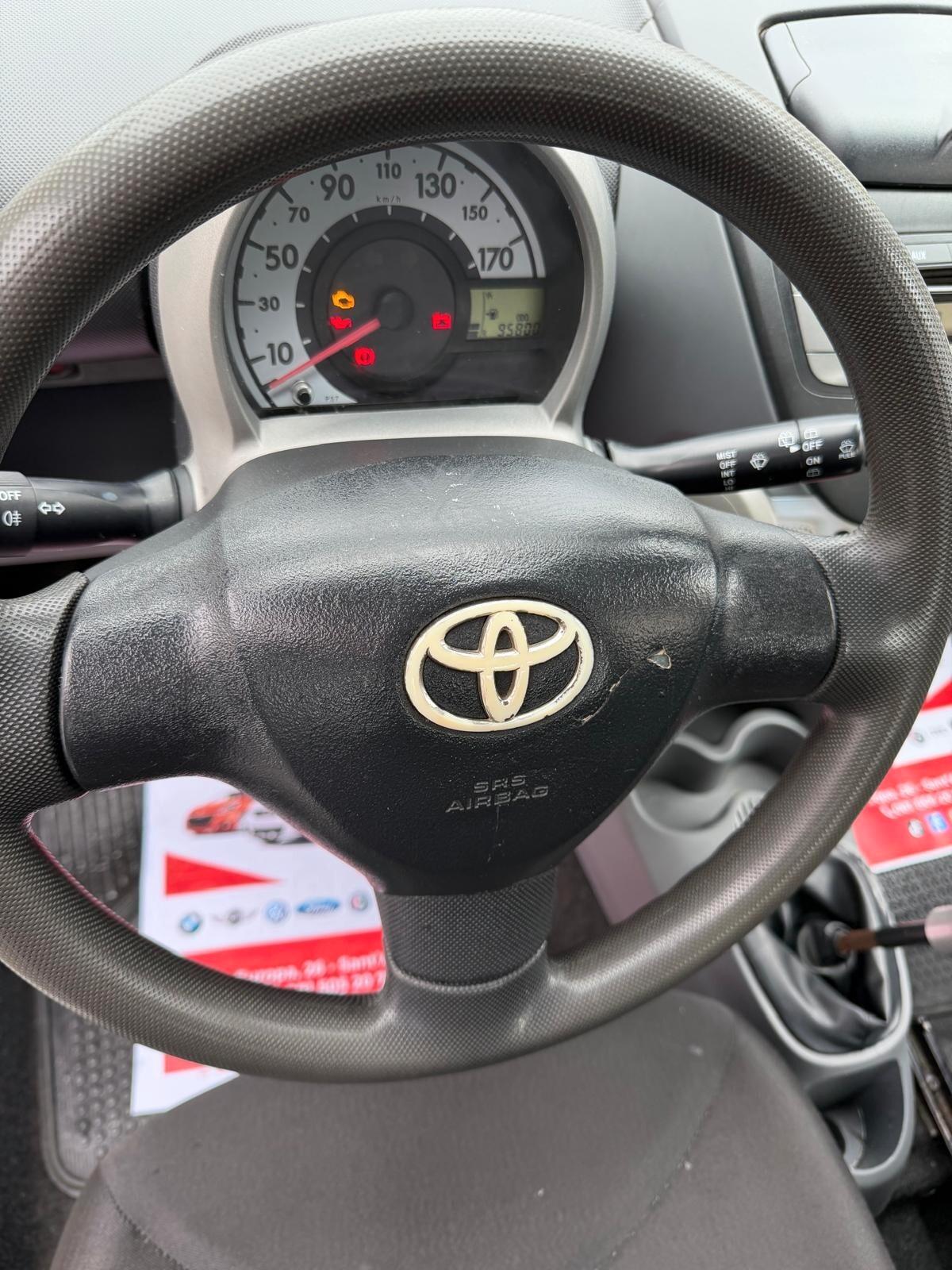 Toyota Aygo 1.0 12V VVT-i 5 porte Sol Connect