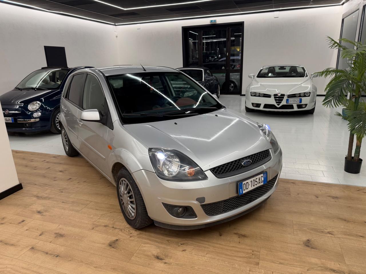 Ford Fiesta 1.4 TDCi 5p. Ghia