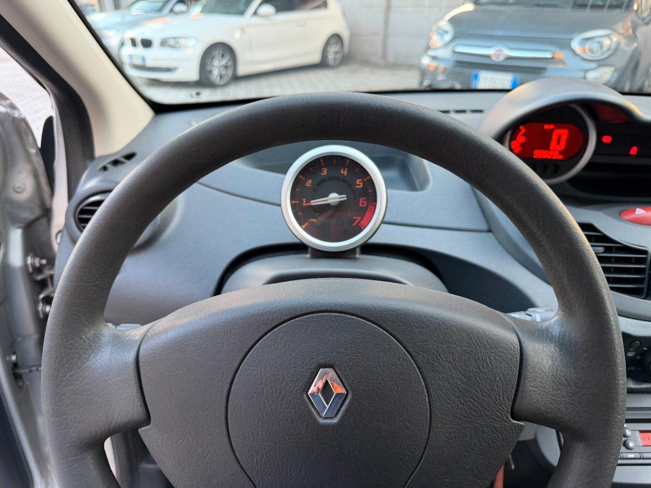 Renault Twingo 1.2 Le Iene 60cv IDONEA NEOPATENTATI