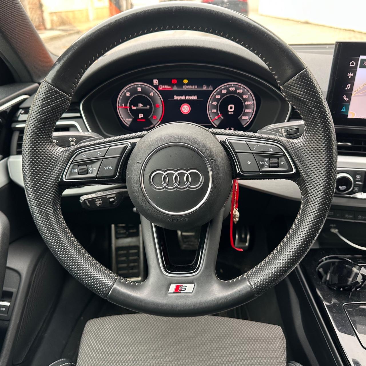 Audi A4 Avant 35 TDI/163 CV S tronic line edition