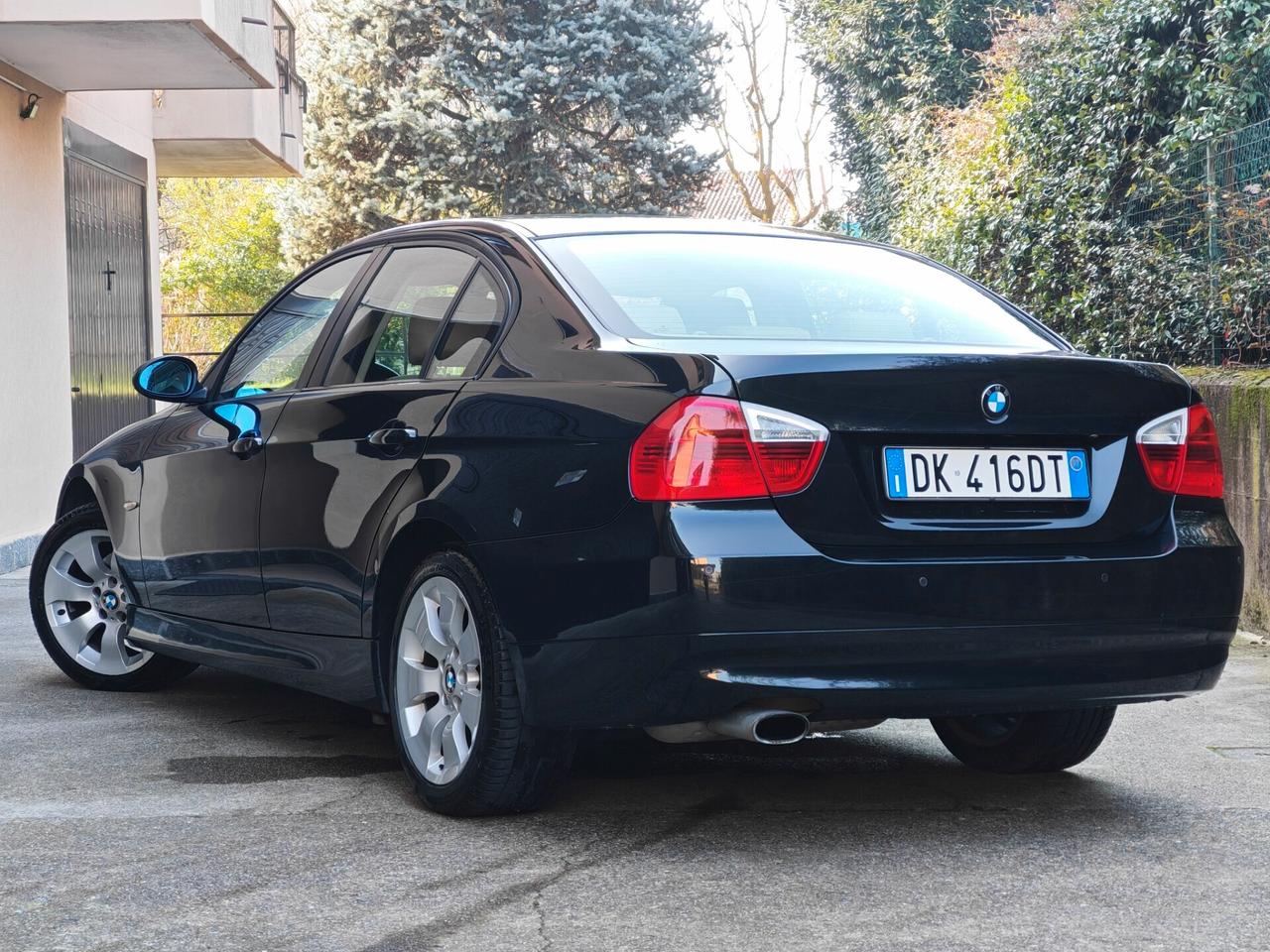 BMW 318i 2.0 BENZINA 143cv / Uniproprietario