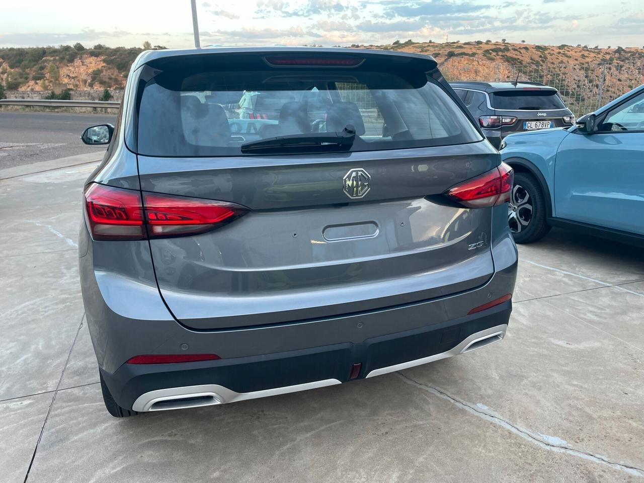 Mg ZS 1.5 115 CV Km 0