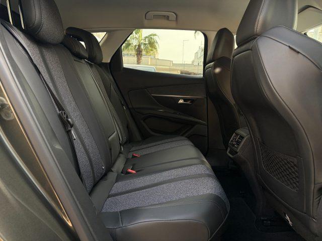 PEUGEOT 3008 1.5BlueHDi 130 EAT8 Allure