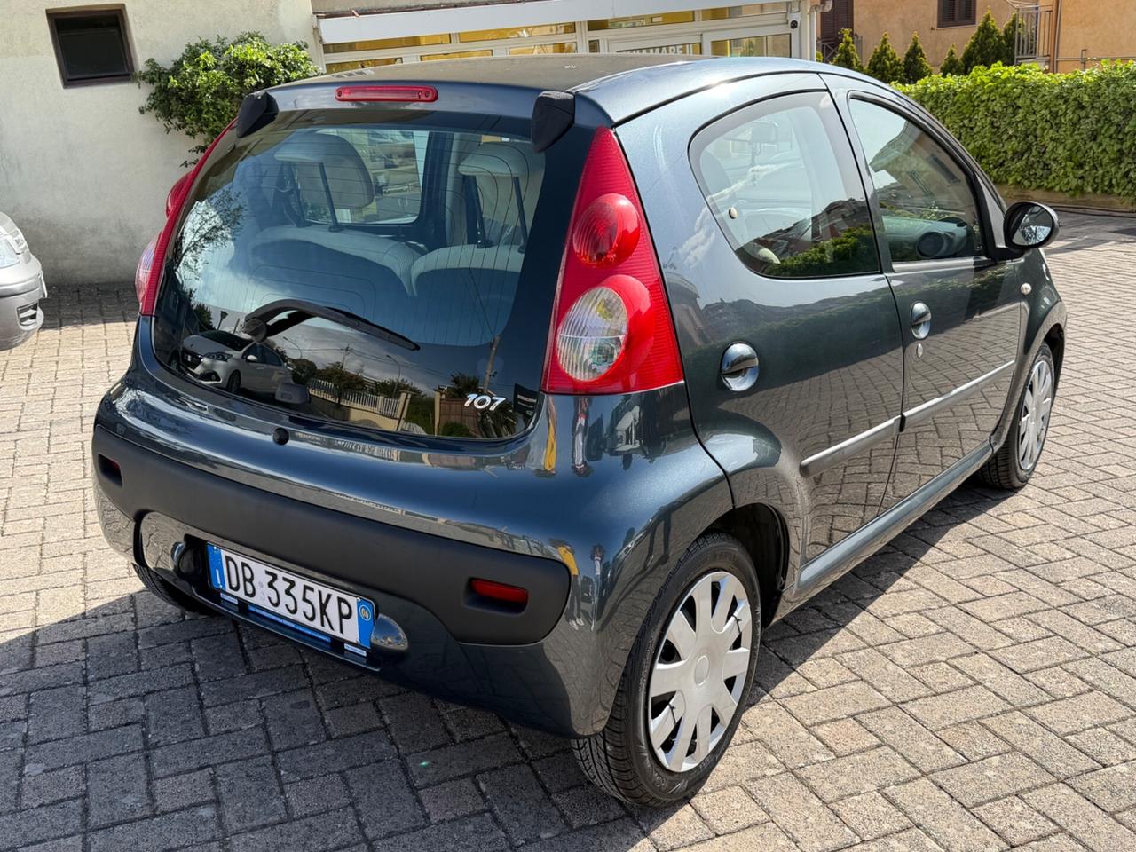 Peugeot 107 1.0 68CV 3p. Sweet Years