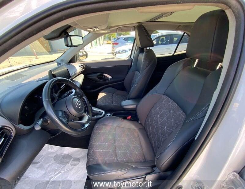 Toyota Yaris Cross 1.5 Hybrid 5p. E-CVT AWD-i Lounge