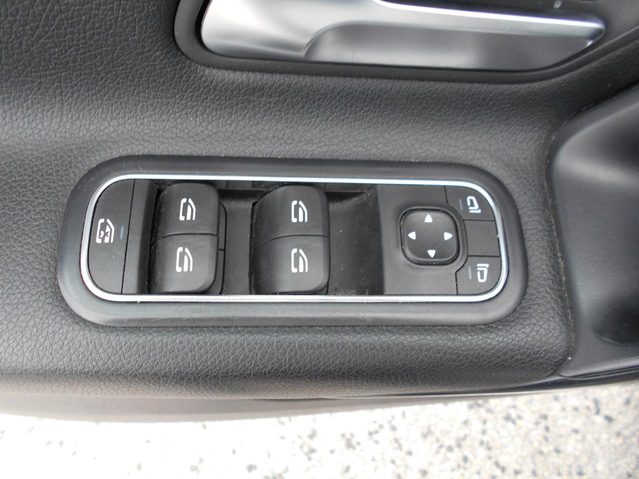 Mercedes-benz A 180 A 180 d Automatic Executive
