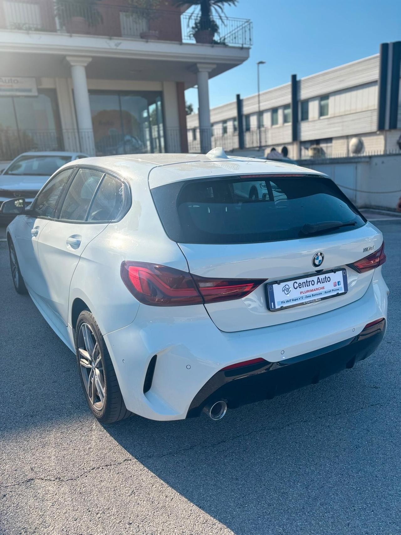 Bmw 116 116d 5p. Msport
