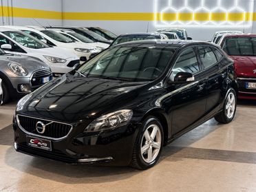 Volvo V40 2.0D 120CV D2 2018 Per Neopatentati