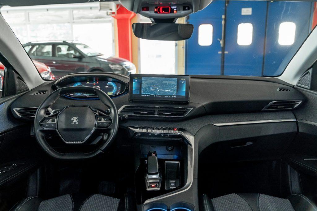 PEUGEOT 3008 1.6 Hybrid phev 225cv e-EAT8 Allure