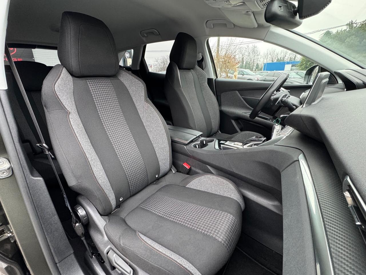 Peugeot 3008 BlueHDi 130 S&S EAT8