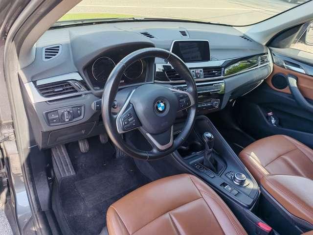 BMW X1 sdrive16d Business my18 (((94000 km)))
