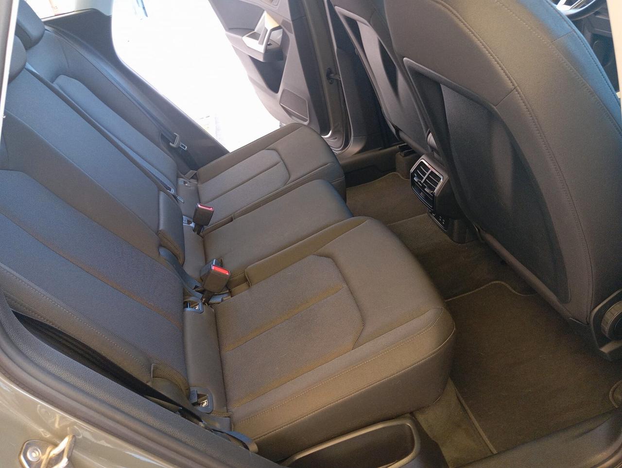 Audi Q3 35 TDI S tronic Business