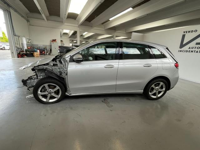 MERCEDES-BENZ B 180 SPORT 136CV CAMBIO AUTOMATICO