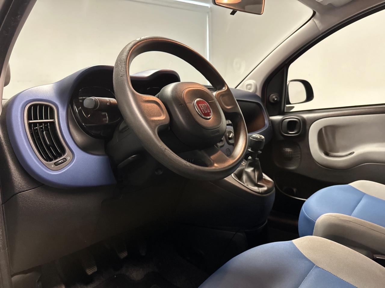 FIAT PANDA LOUNGE 1.2 NEOPATENTATI 69CV P.CONSEGNA